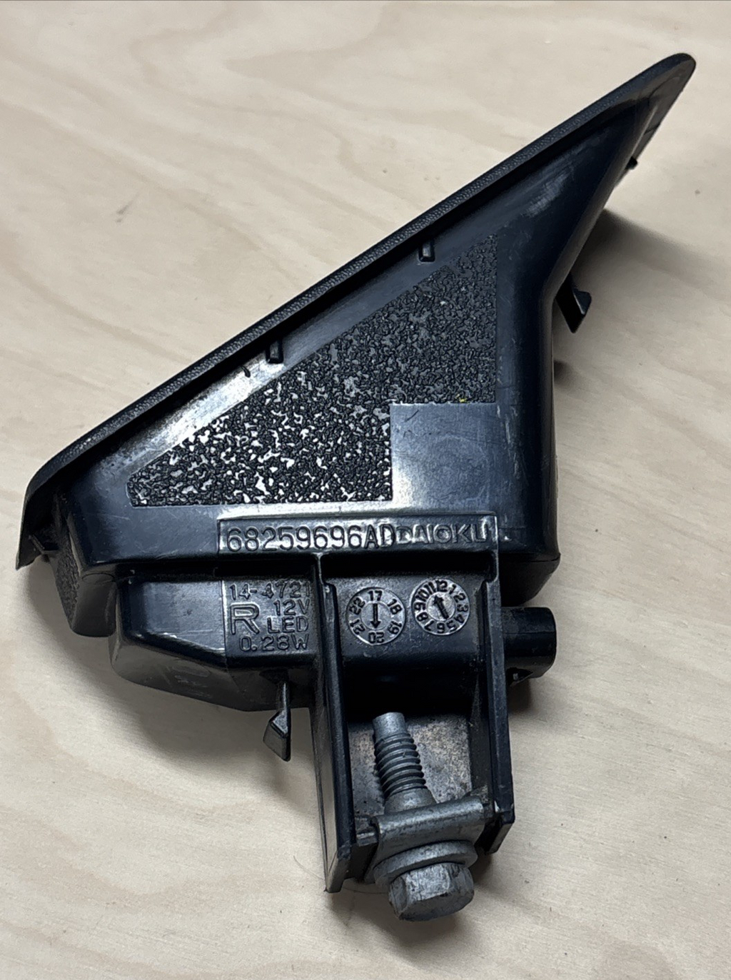2019-2022 RAM DT BODY LICENSE PLATE LAMP LIGHT REAR RIGHT SIDE MOPAR 68259696AD