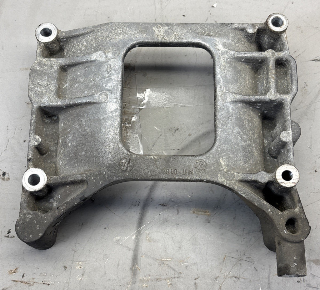 Paccar  Alternator Bracket  2047510