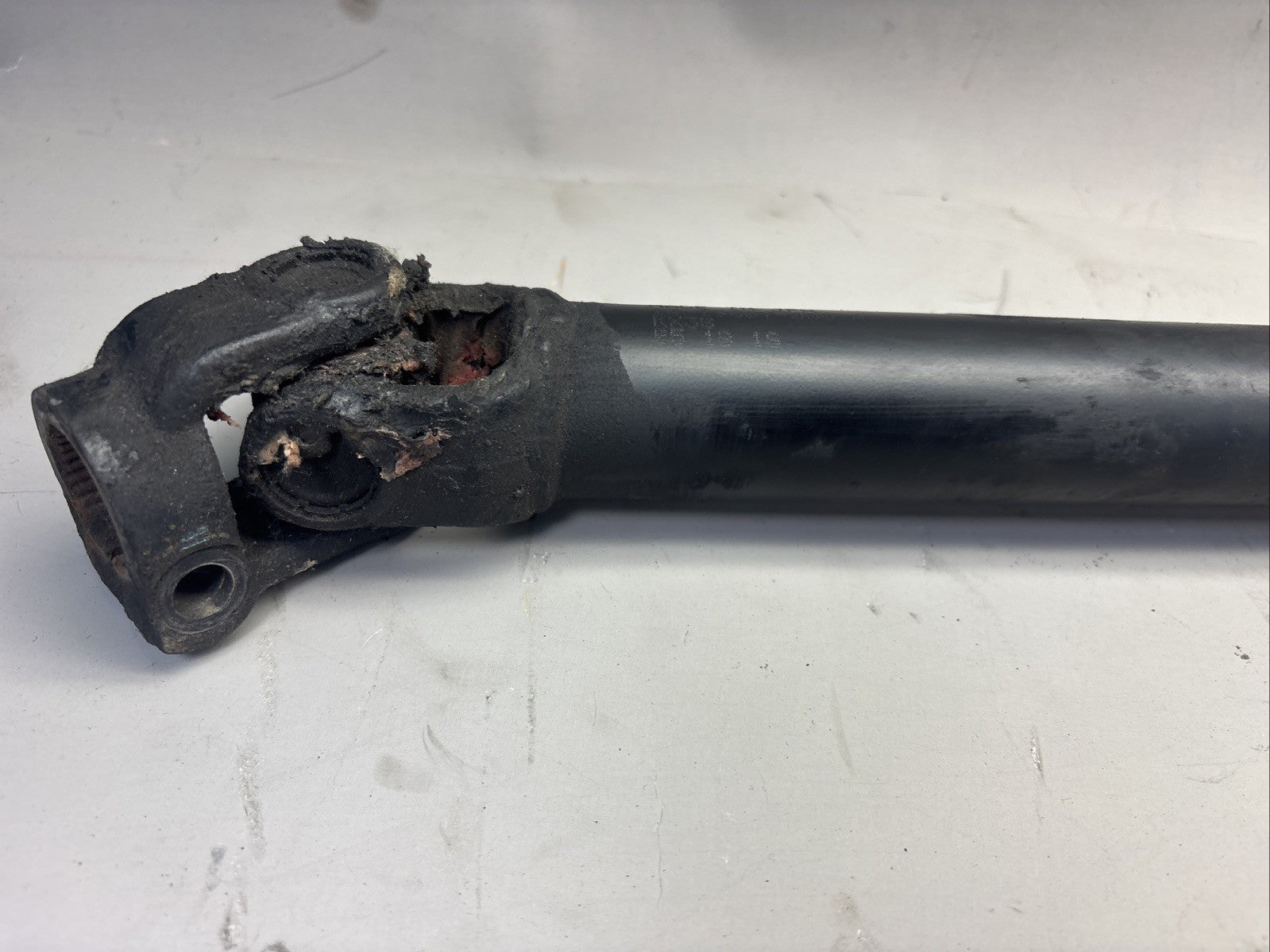 2018-2024 FREIGHTLINER CASCADIA STEERING COLUMN SHAFT 14-19607-000 OEM