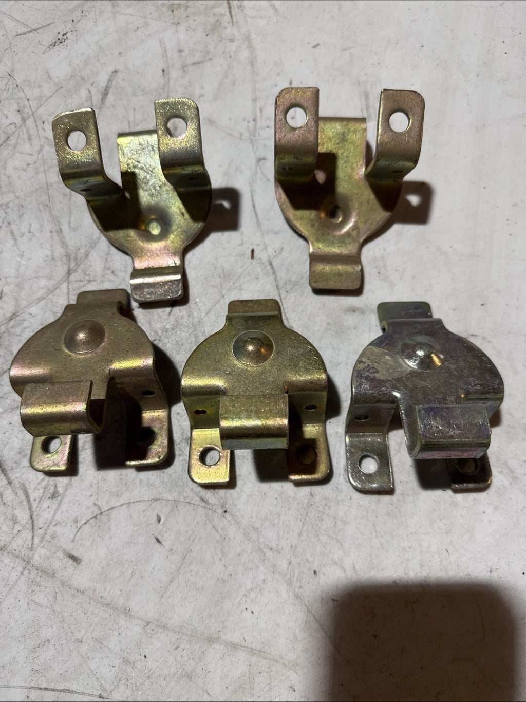 GLADHAND BRKT SWIVEL STICK MOUNTING, YLW DICHROMATE TRAMEC SLOAN Part#TRA3420051