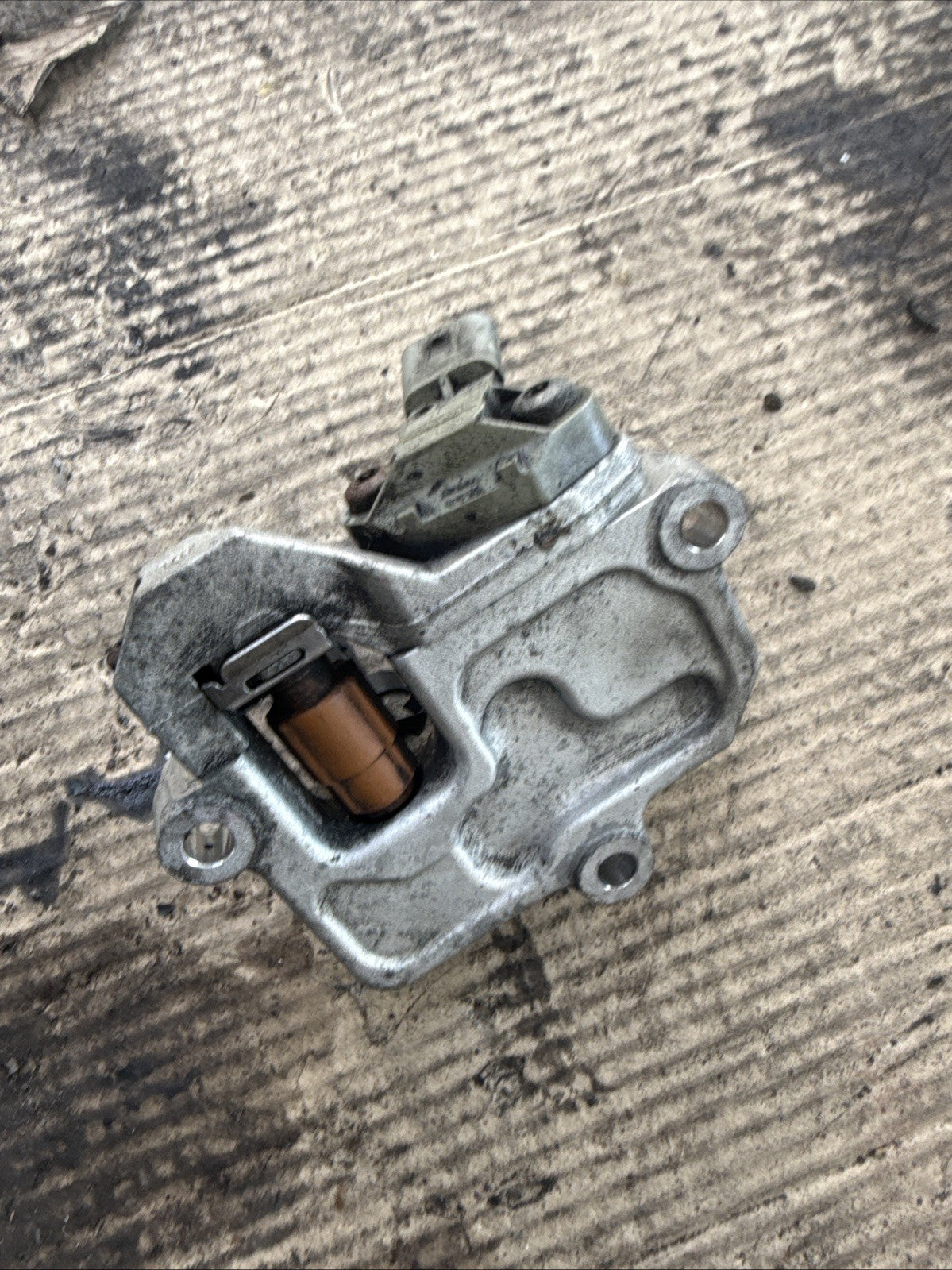 2018-24 FREIGHTLINER CASCADIA 14.8L DD15 DIESEL DOSER VALVE 10R-046888 OEM
