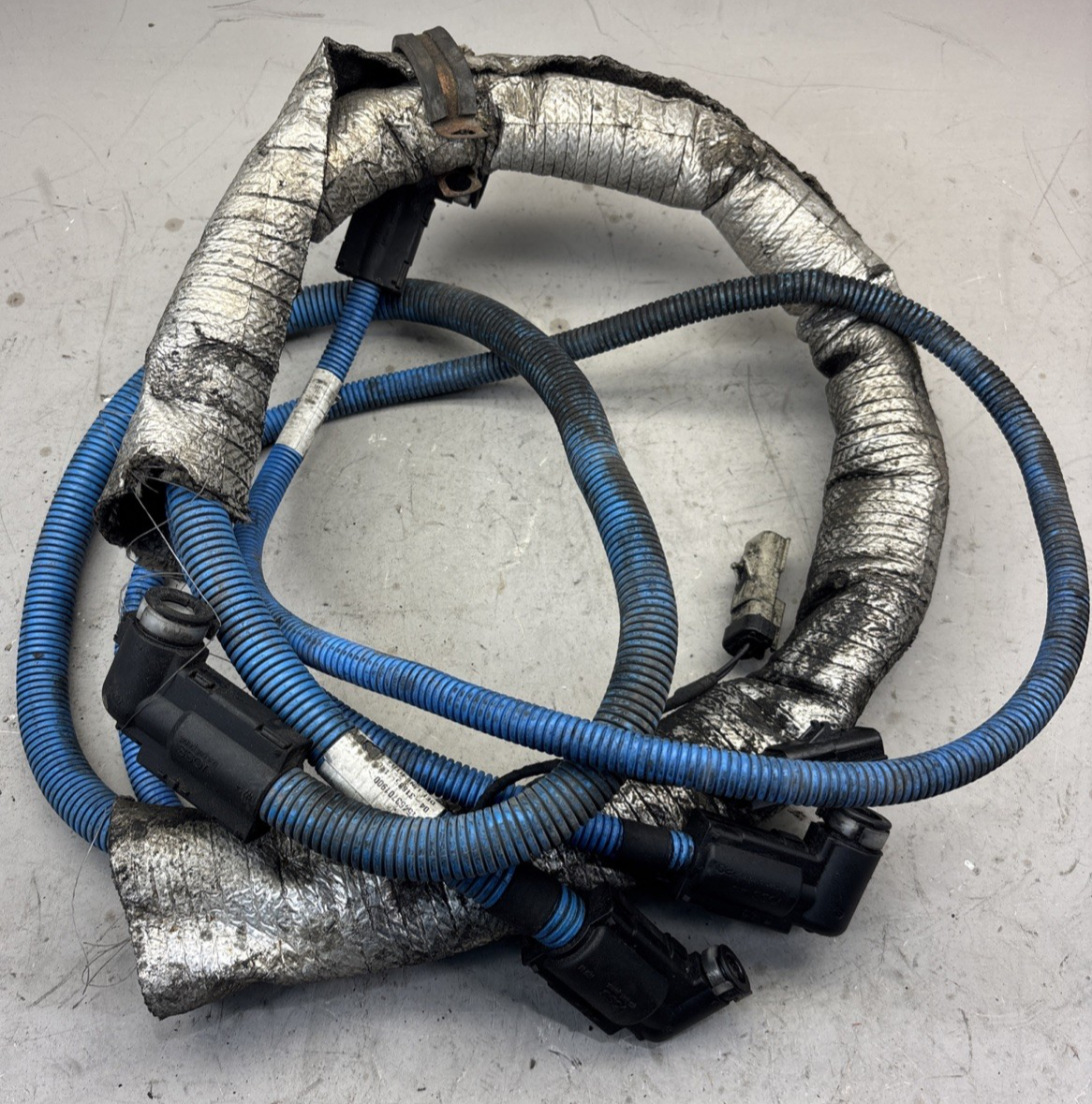 FREIGHTLINER CASCASDIA DEF LINE ASSEMBLY 04-31885-180 / 04-31887-220