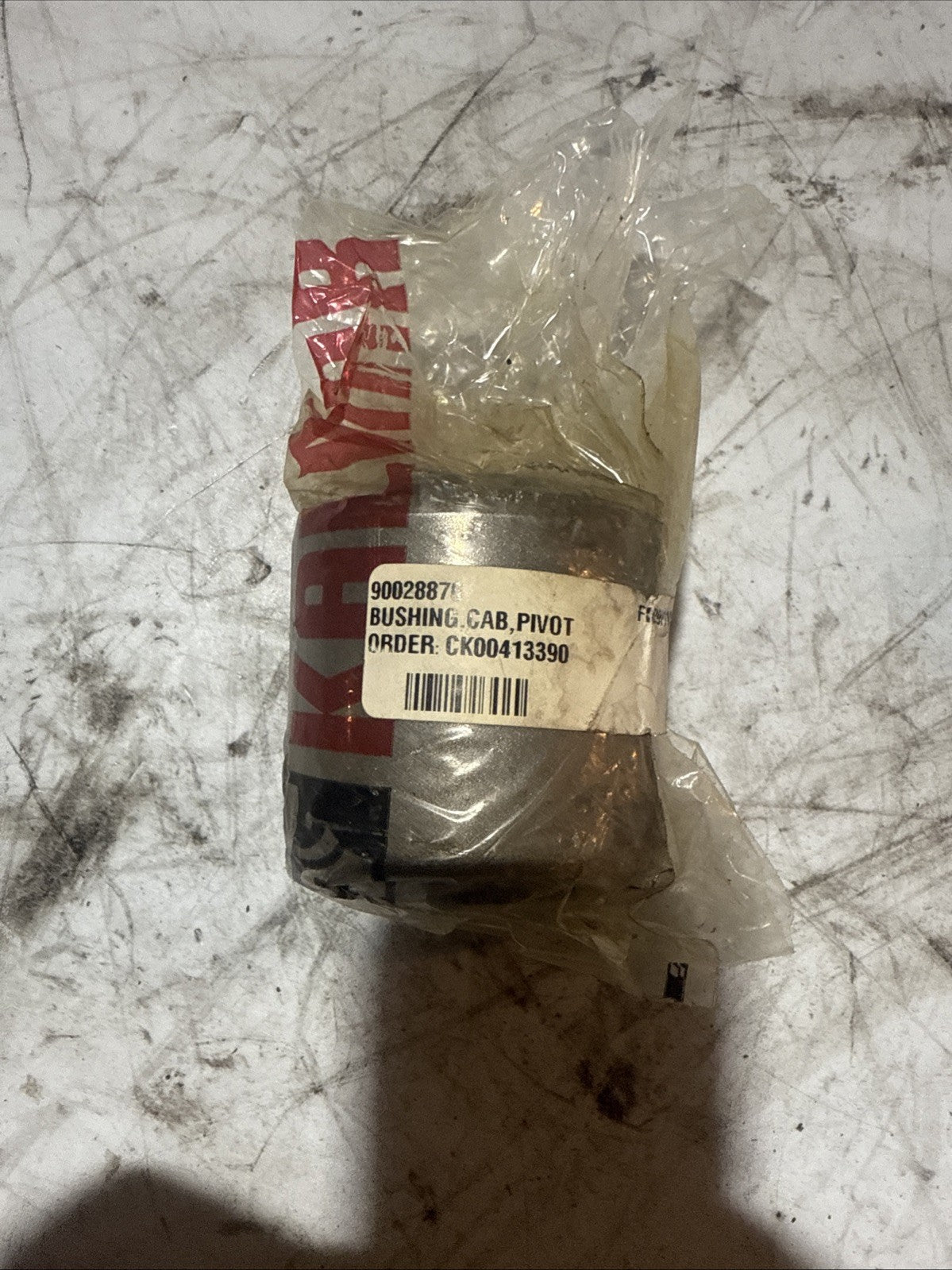 KALMAR USA INC. BUSHING,CAB,PIVOT 90028876