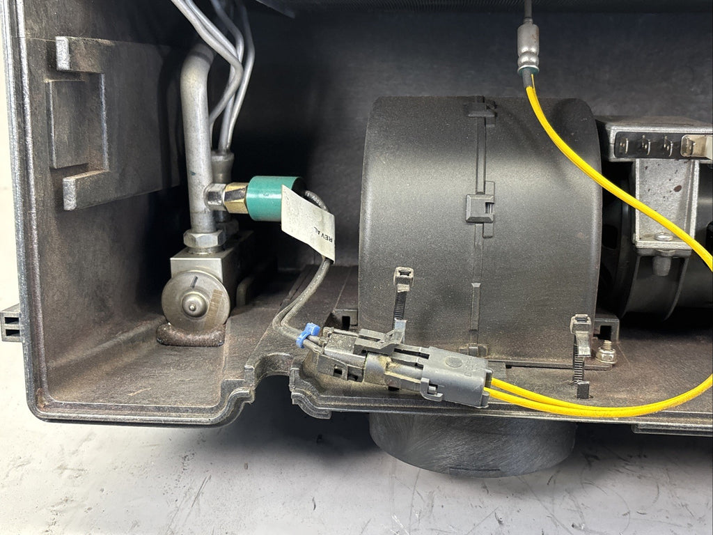 FREIGHTLINER CASCADIA HEATER OR AIR CONDITIONER THERMO KING HVAC UNIT