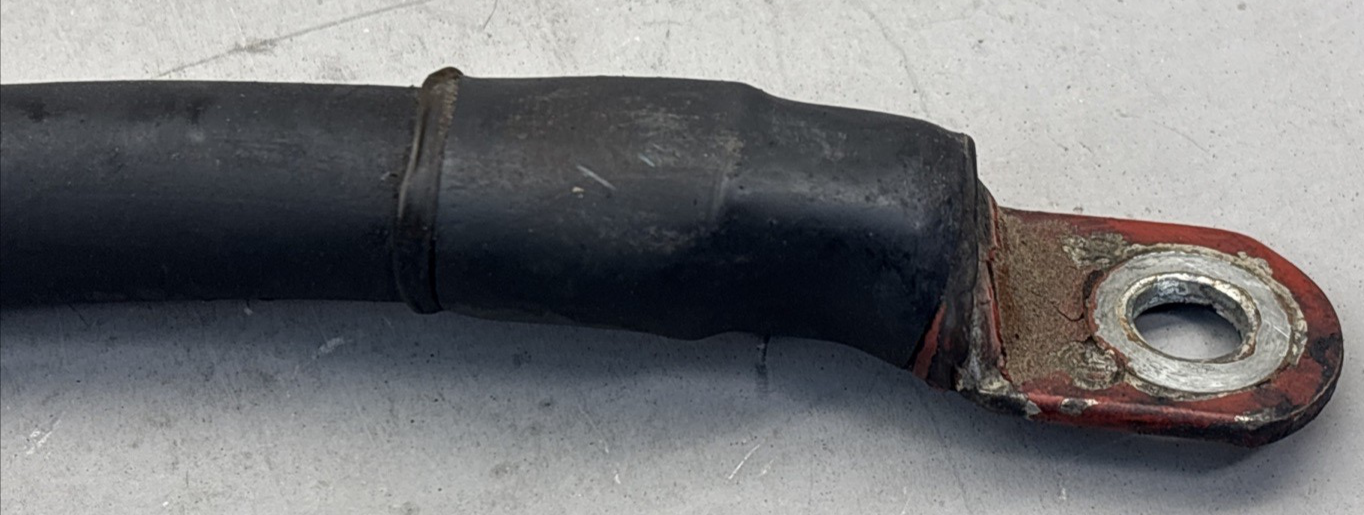 Freightliner Cascadia A06-77302 026 Battery Ground Cable OEM