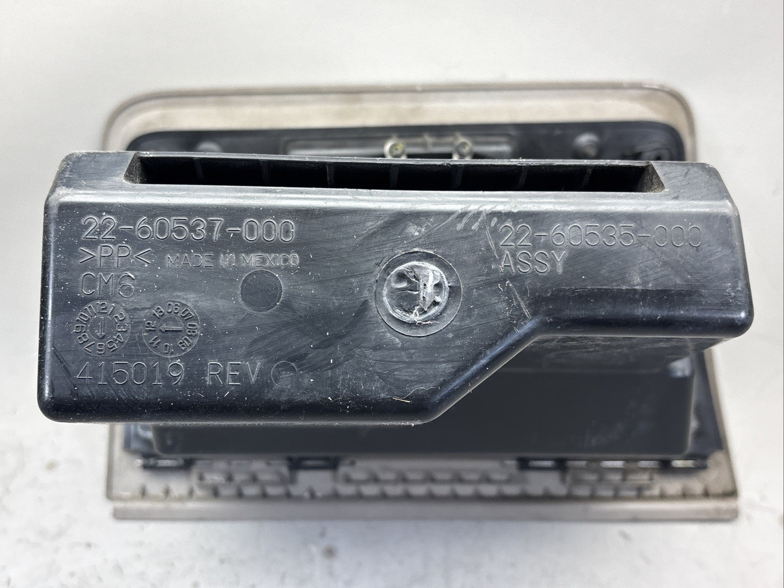 Freightliner 22-60537-000 Glove Box Assy 22-60535-000