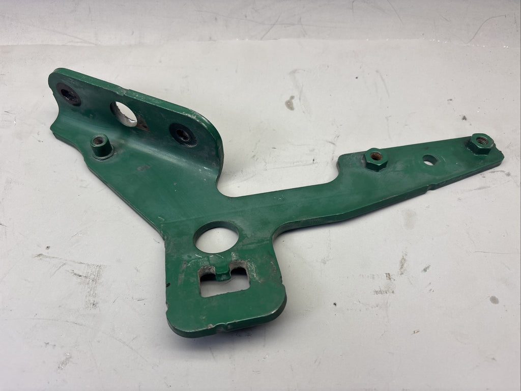 KENWORTH L85-6078R BRACKET-SUPPORT HOOD RH