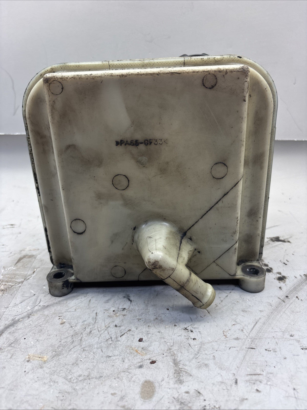 A14-17924-000 Freightliner Power Steering Reservoir