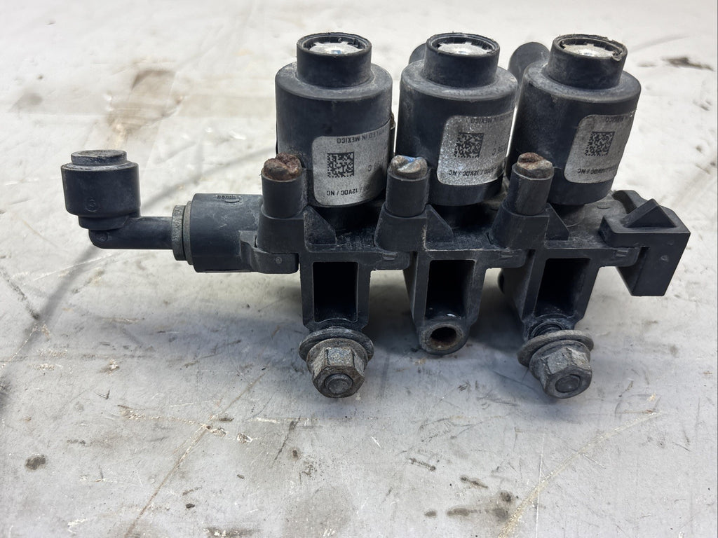 BENDIX AIR MANIFOLD SOLENOID  K052287 OEM
