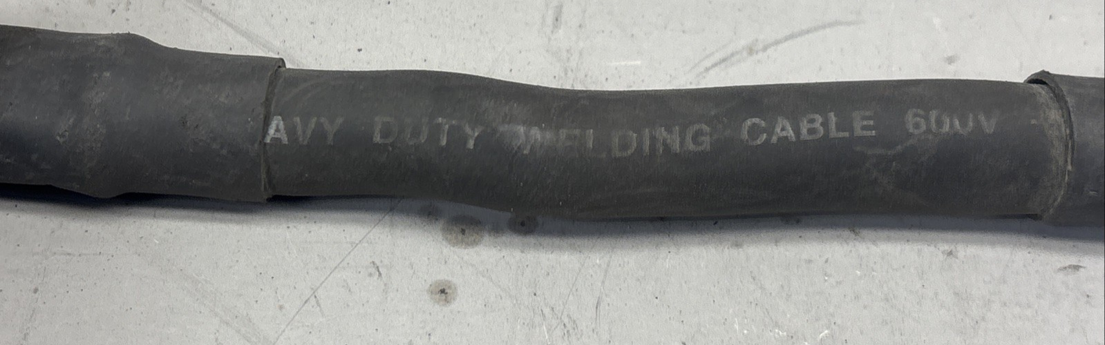 HAVY DUTY 600V BATTERY CABLE 9 INCH