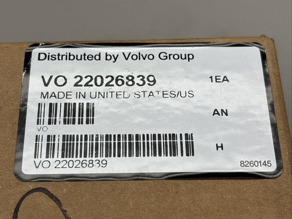 22026839 Volvo / Mack Truck Mounting Plate