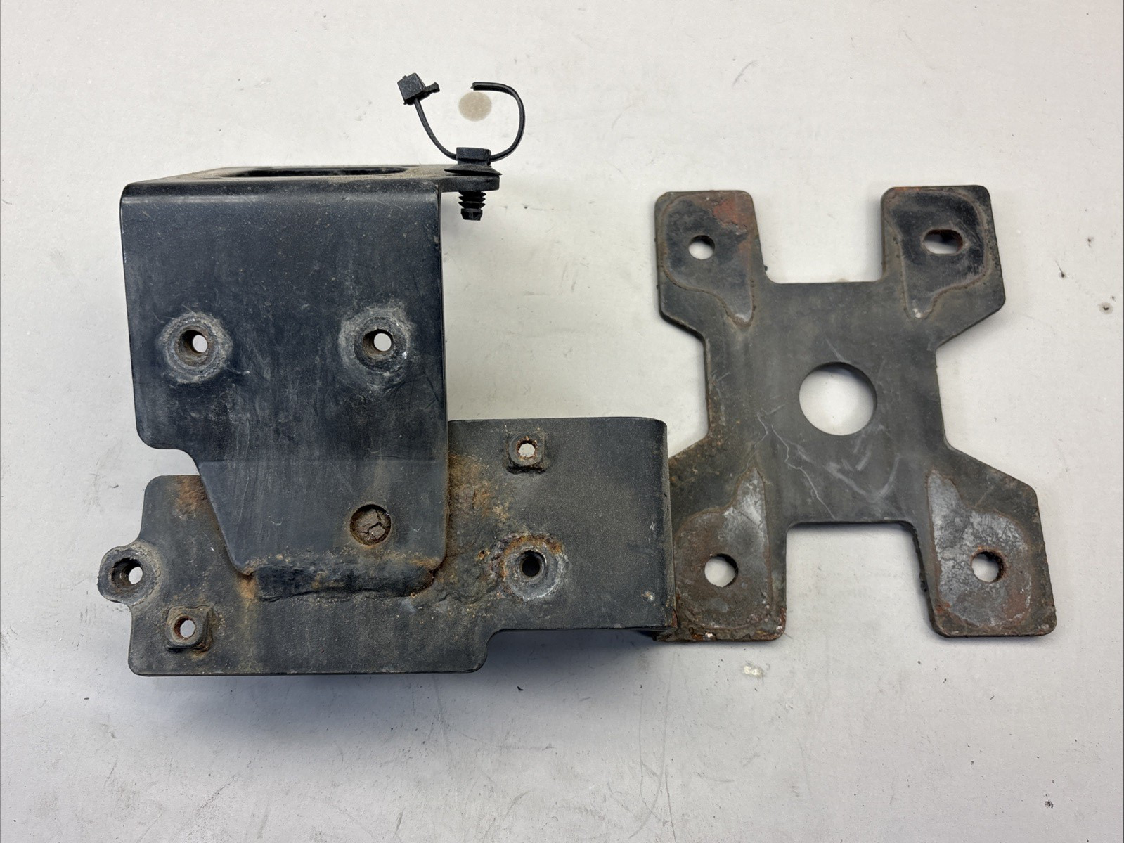 MACK BRACKET 22754945