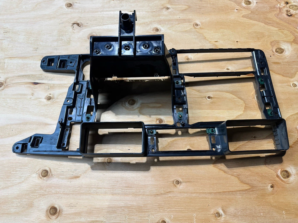 2021 Kenworth T680 Dash & Interior Parts S7710392901 (719-10749)