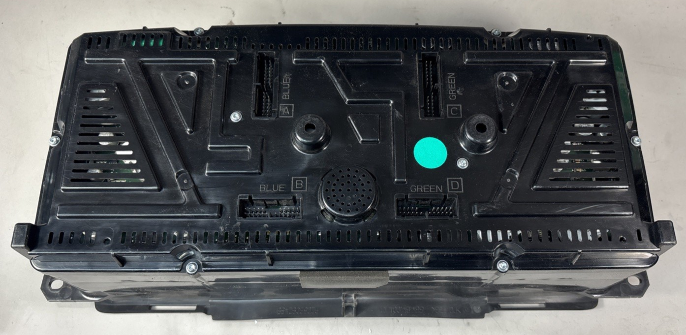 2018-2027 Volvo VNL Speedometer Instrument Cluster - Used | P/N 23053047 - P03