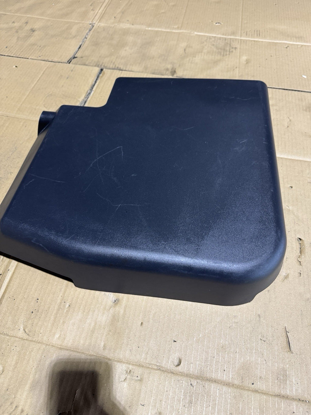 FREIGHTLINER 18-68824-000 - Sleeper Cabinet Side Panel