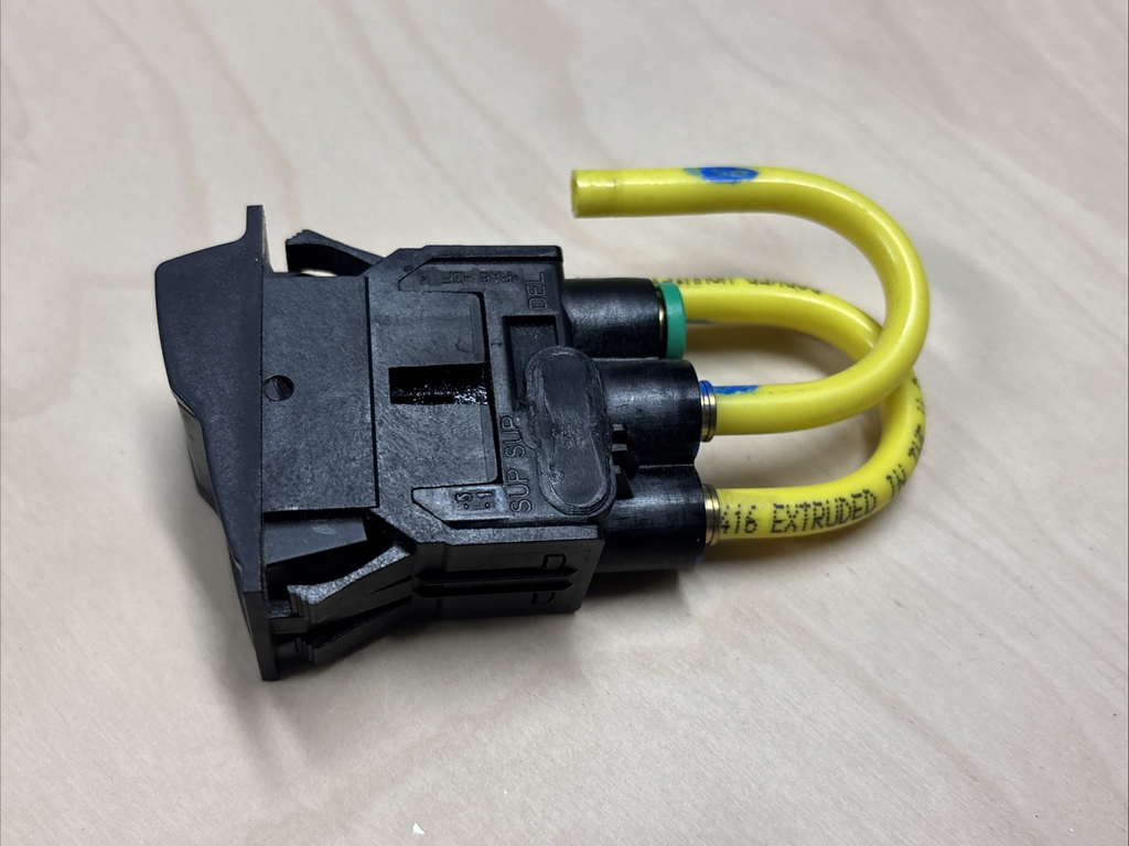 Freightliner A12-26539-008 Fifth Wheel Air Slide Dash Valve Switch