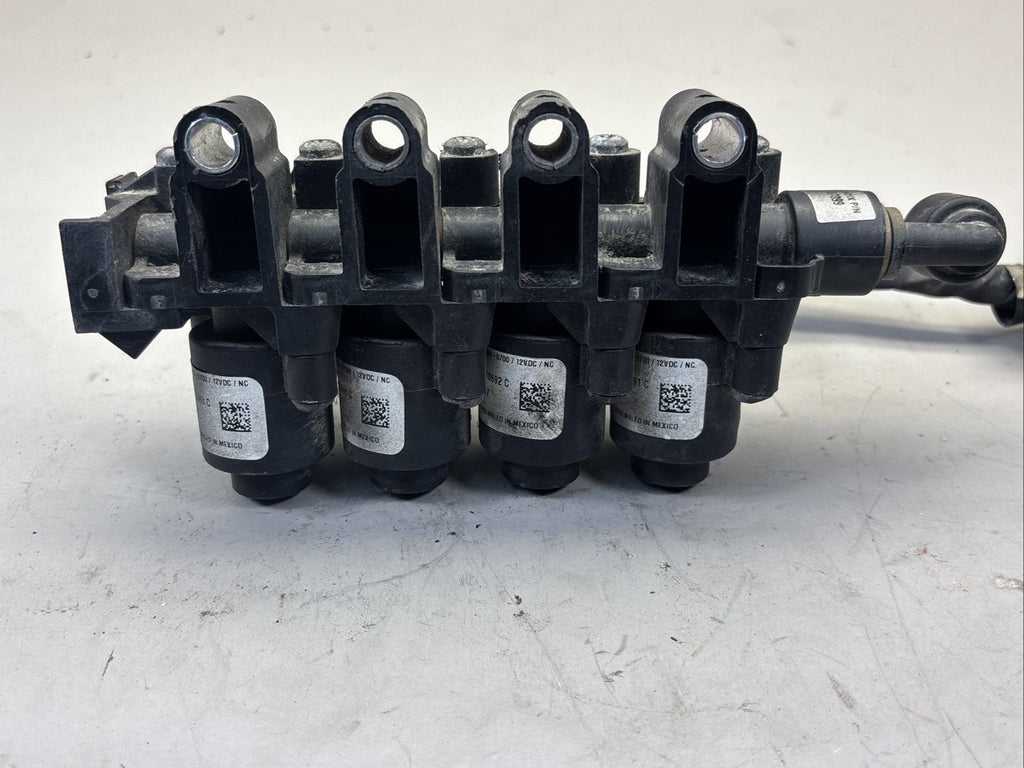 BENDIX AIR MANIFOLD SOLENOID  K052287 OEM-K137099.