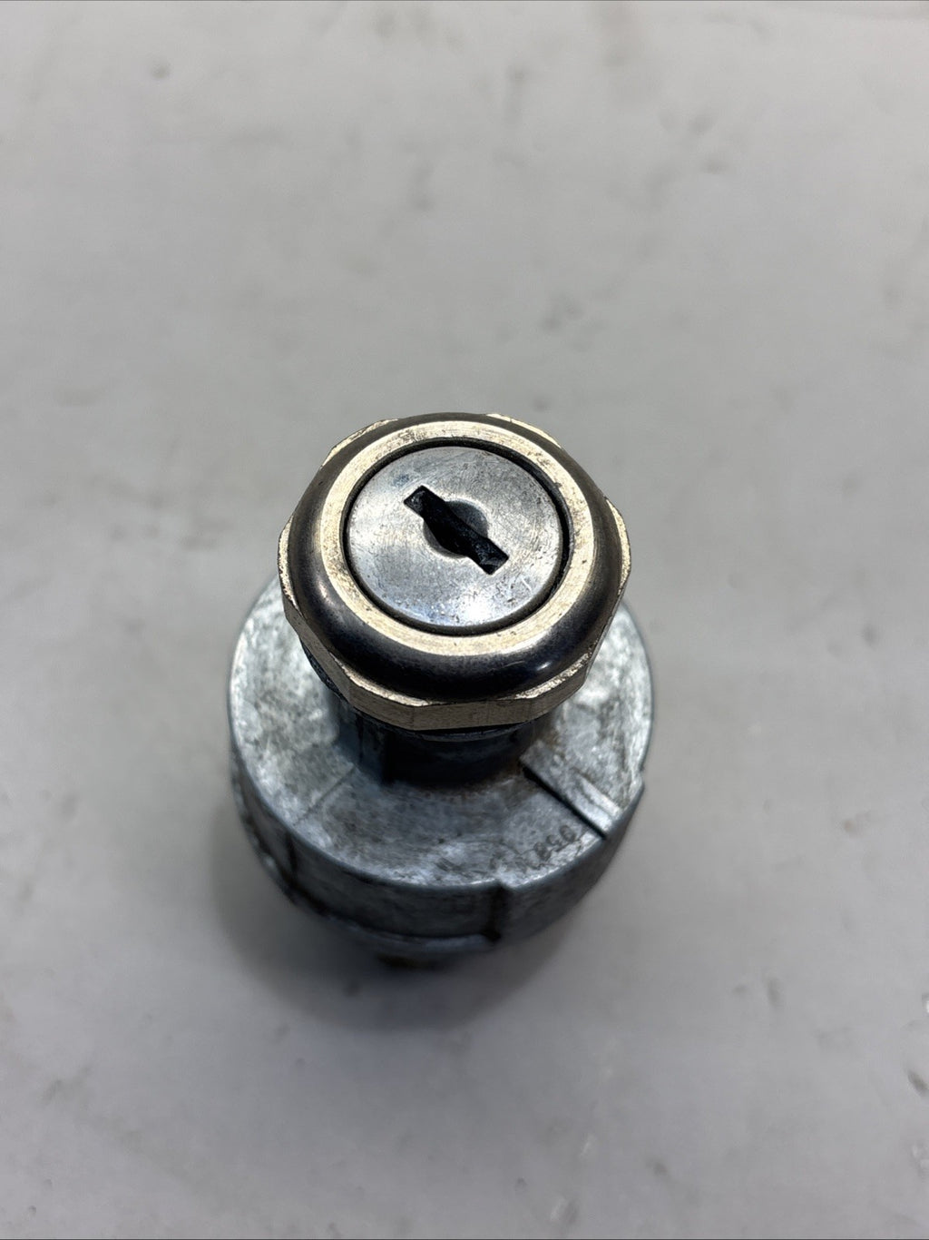 2014-2025 KENWORTH T680 T880 IGNITION LOCK POLLAK - NO KEY - OEM