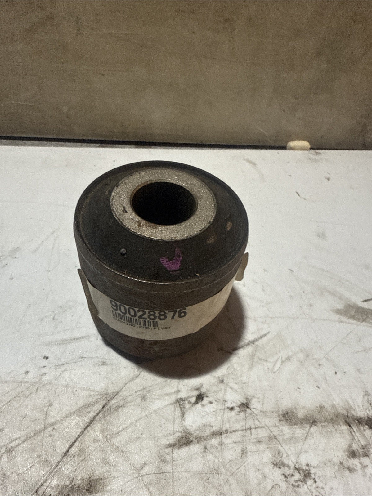 KALMAR USA INC. BUSHING,CAB,PIVOT 90028876