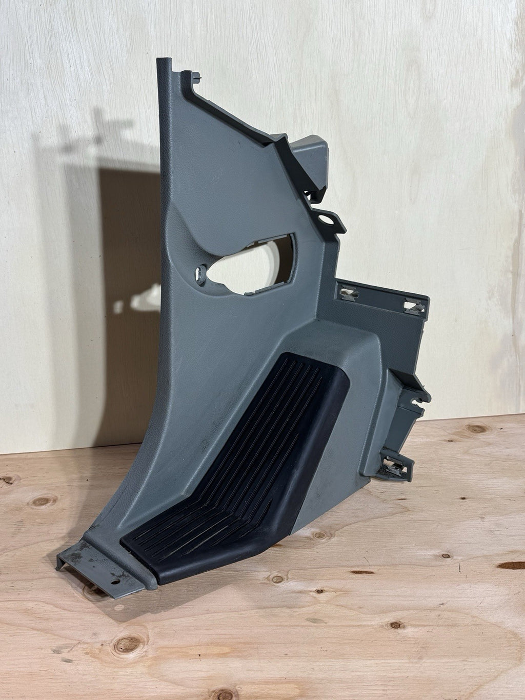 PACCAR KW Interior Dash Foot Rest Panel L/H S60-6274-00000