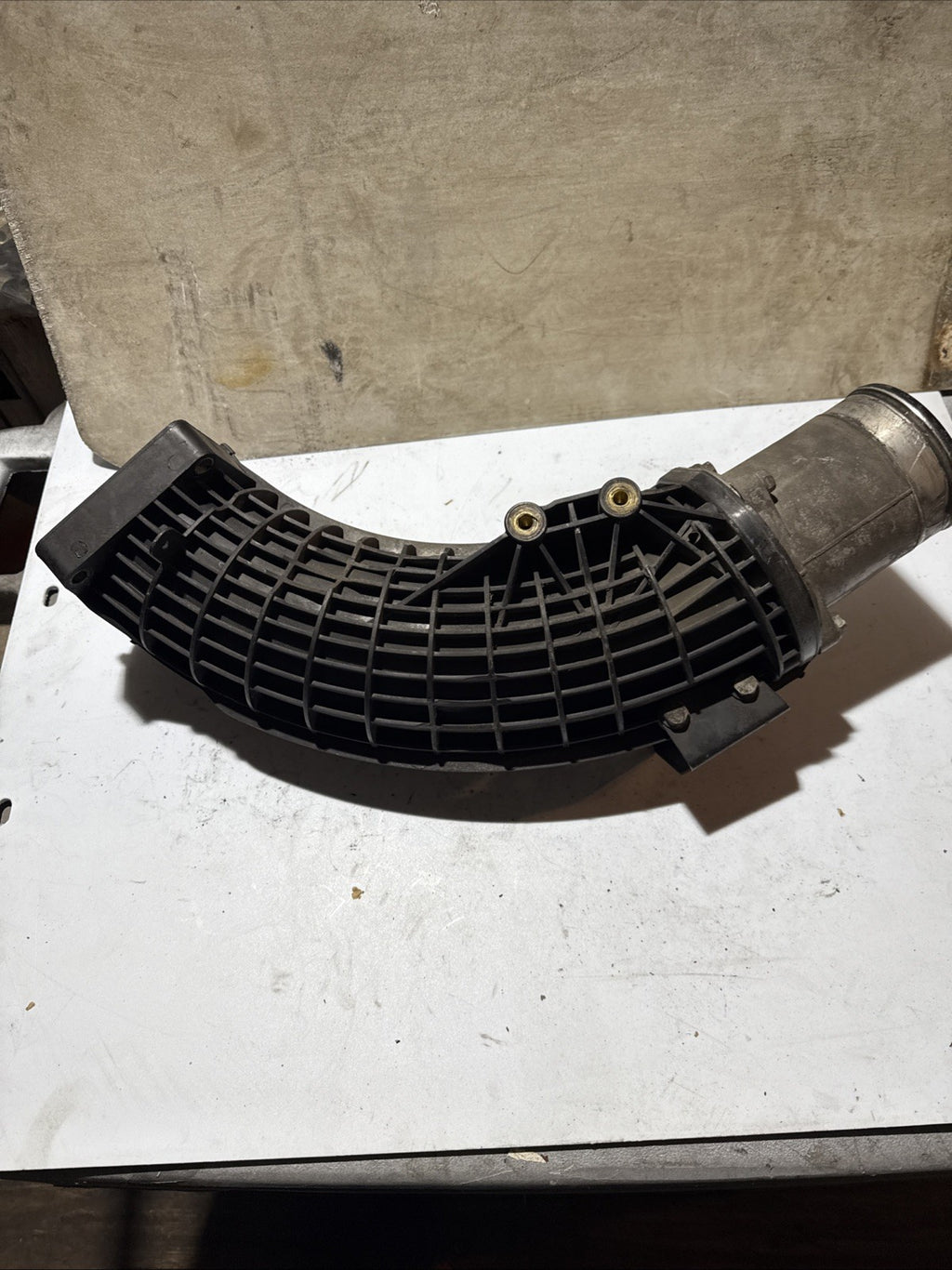 2018-24 FREIGHTLINER CASCADIA 14.8L DD15 ENGINE INTAKE MANIFOLD A4720900437 OEM
