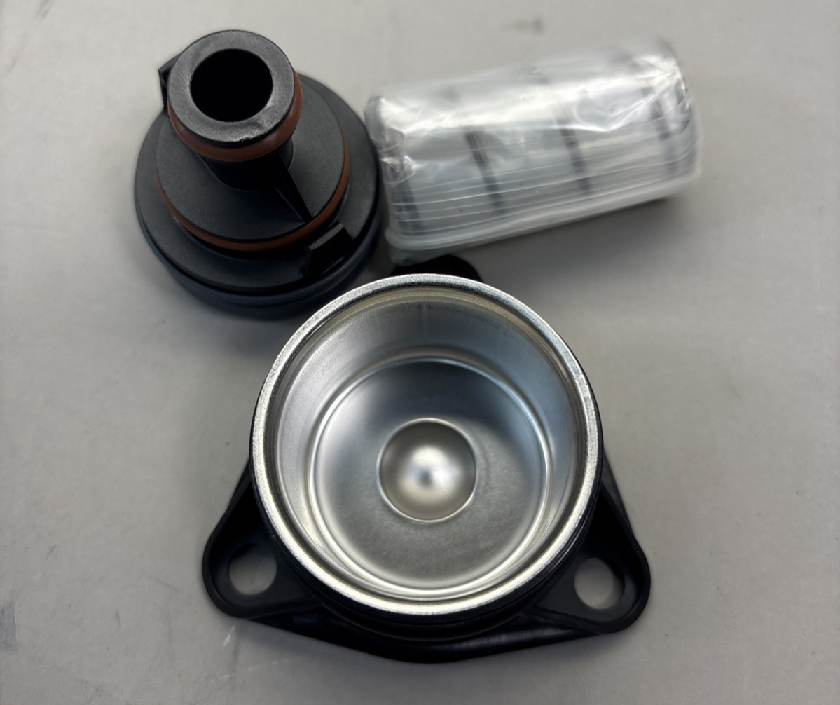 Genuine OEM Volvo Mechanical Fuel Pump 23100875