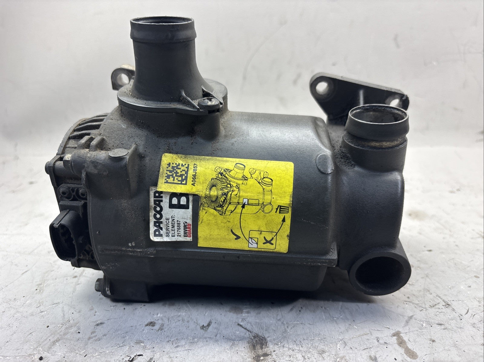 PACCAR 12V CRANKCASE BREATHER VENTILATION MODULE OEM A053R108