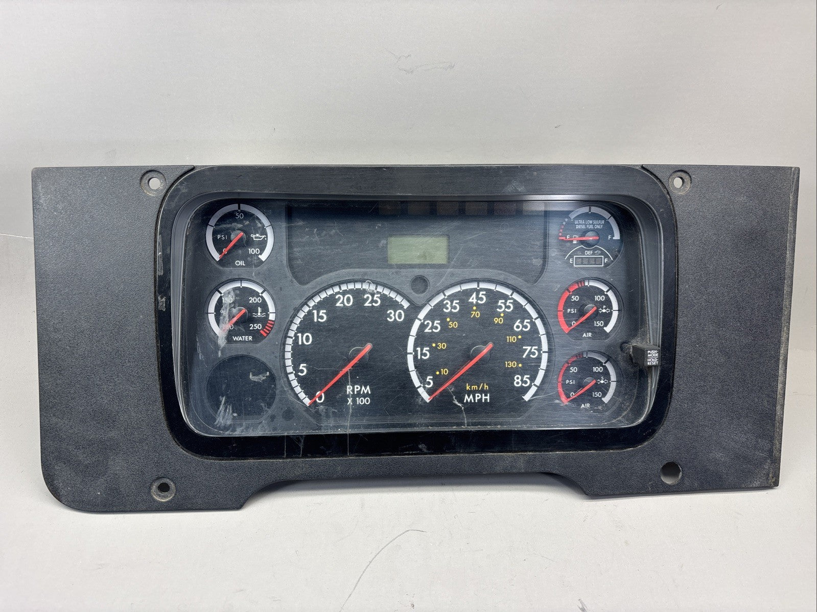 Freightliner Cascadia A2C53140899 Instrument Cluster
