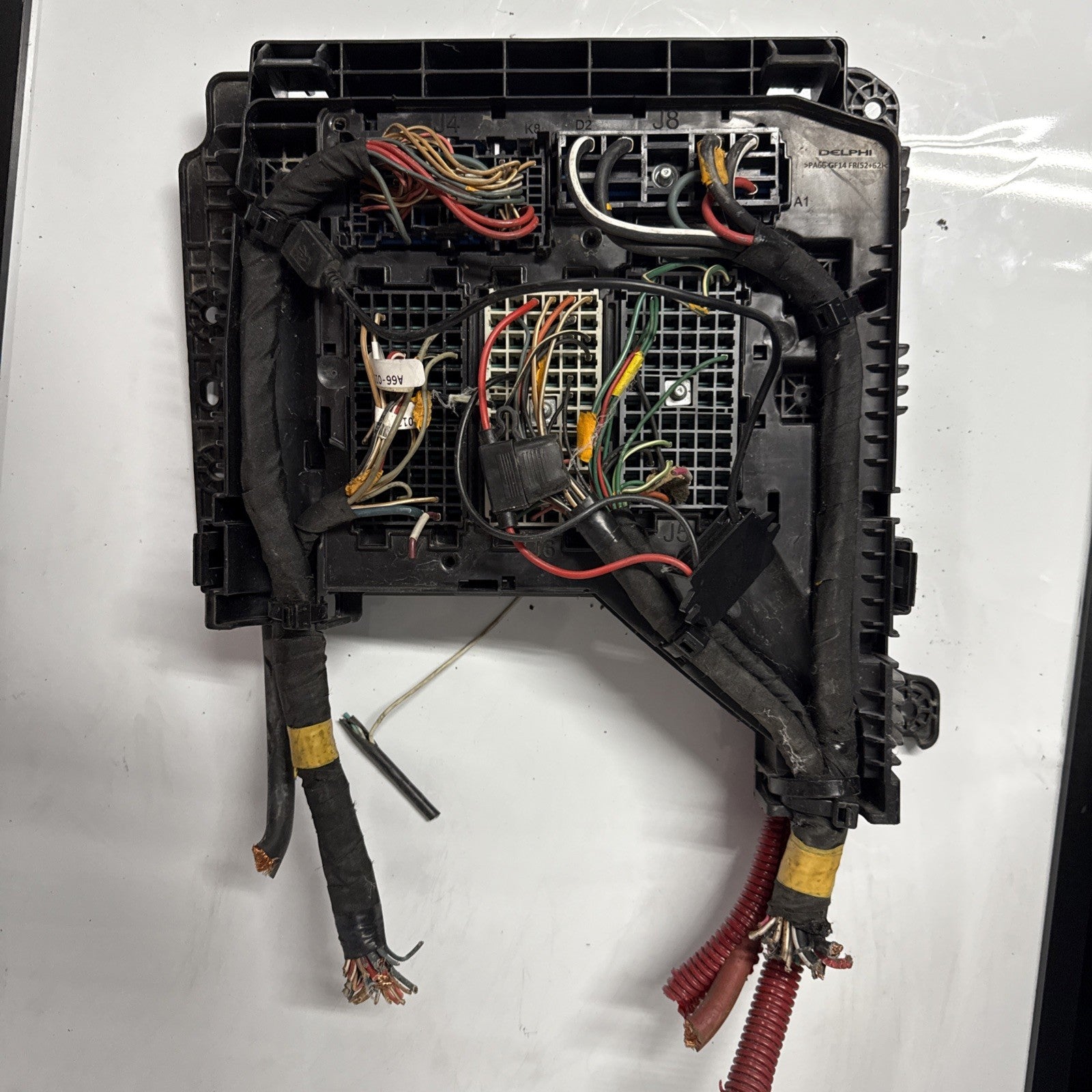 Freightliner Power Distribution Module VPDM Fuse Panel A06-90283-000