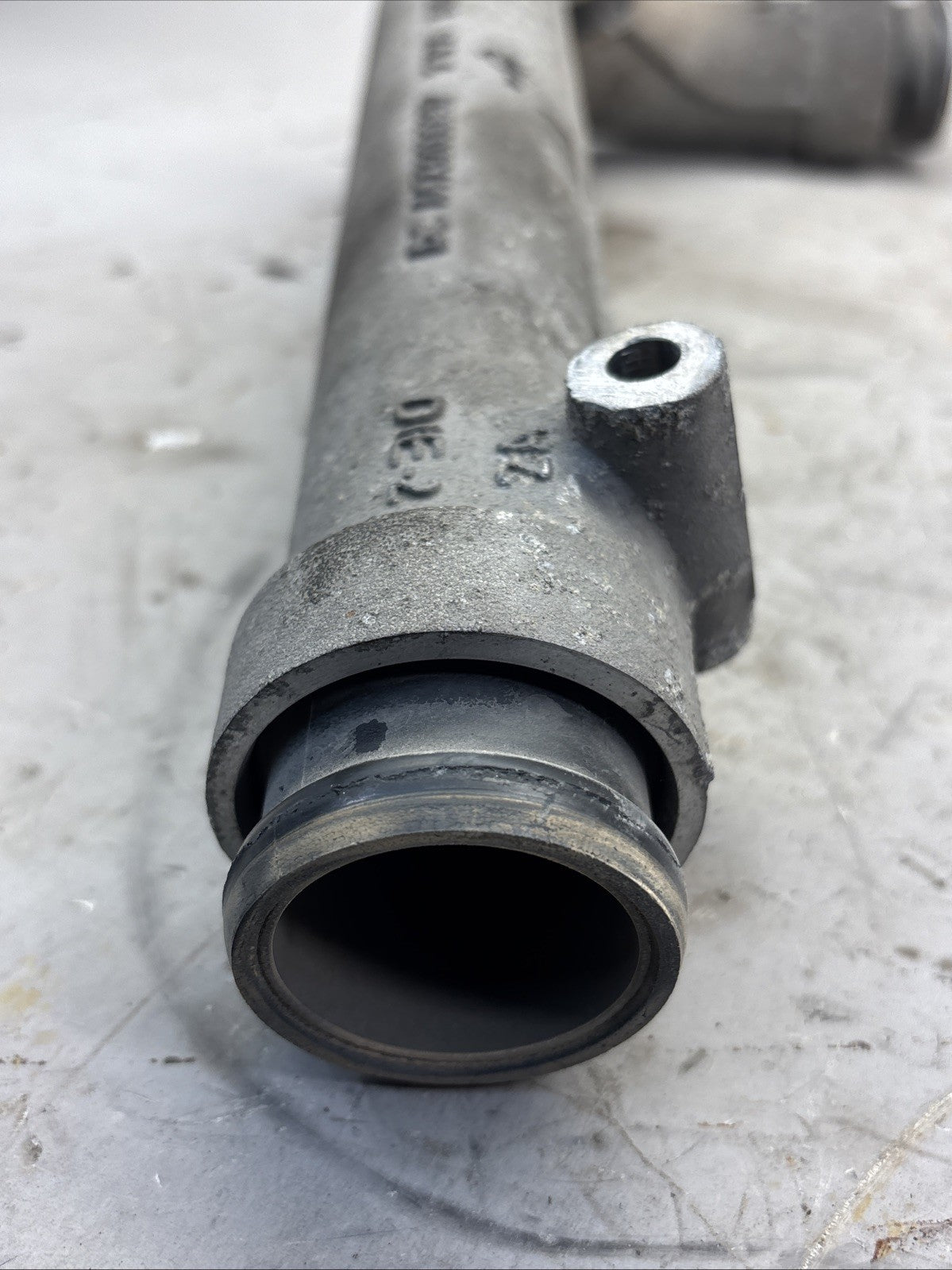 A4732030902 Detroit DD15 ERG PIPE OEM