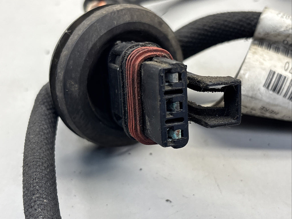 Genuine OE 23002758 Fog Driving Lights Wiring Harness For Volvo VNL