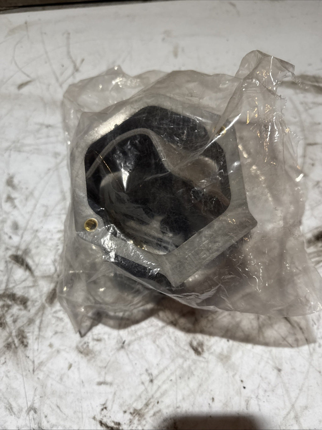 Phillips 16-775 -STA-DRY Nosebox - Single Cavity Kit, 3 1/2 Deep with Gasket