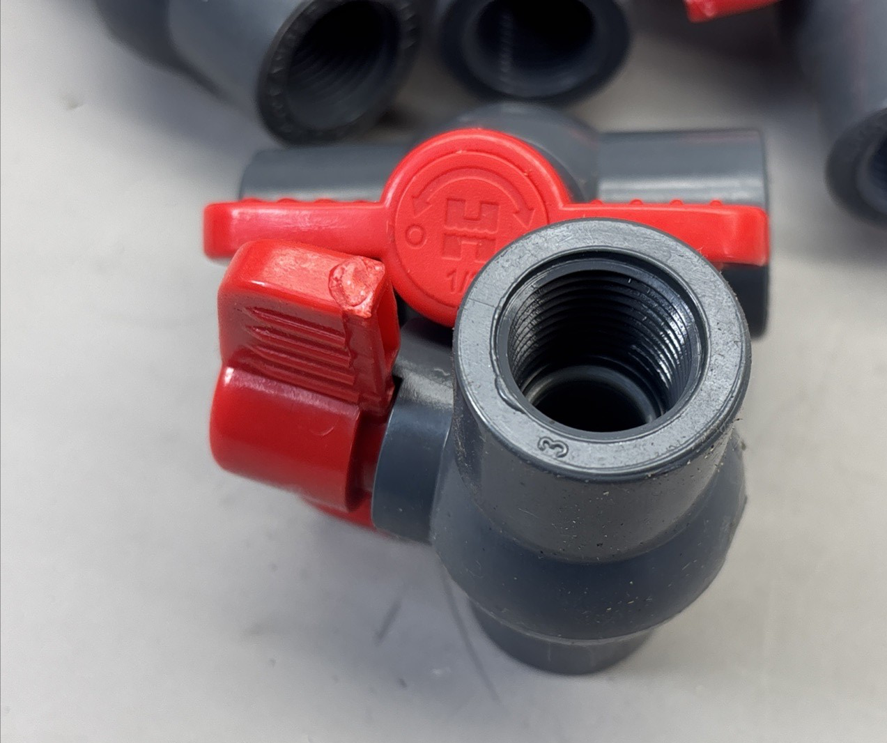 (5-Pack) Hayward QVC 1/2" UPVC Ball Valve, Compact, Threaded Ends,