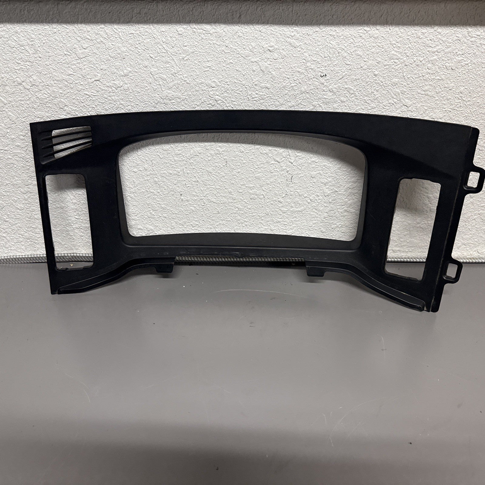 2018-2024 FREIGHTLINER CASCADIA FRONT UPPER DASH TRIM PANEL 22-73782-010 OEM