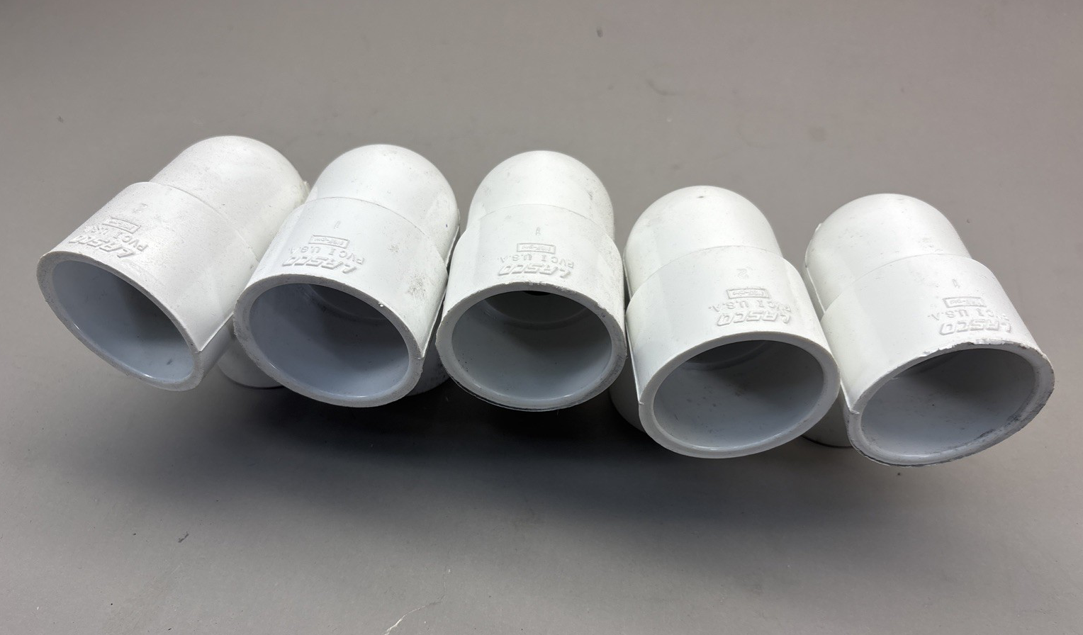 Lot of 5 LASCO 1-1/2"x 1" SP x Slip 90° Degree Elbow Schedule 40 PVC D2466