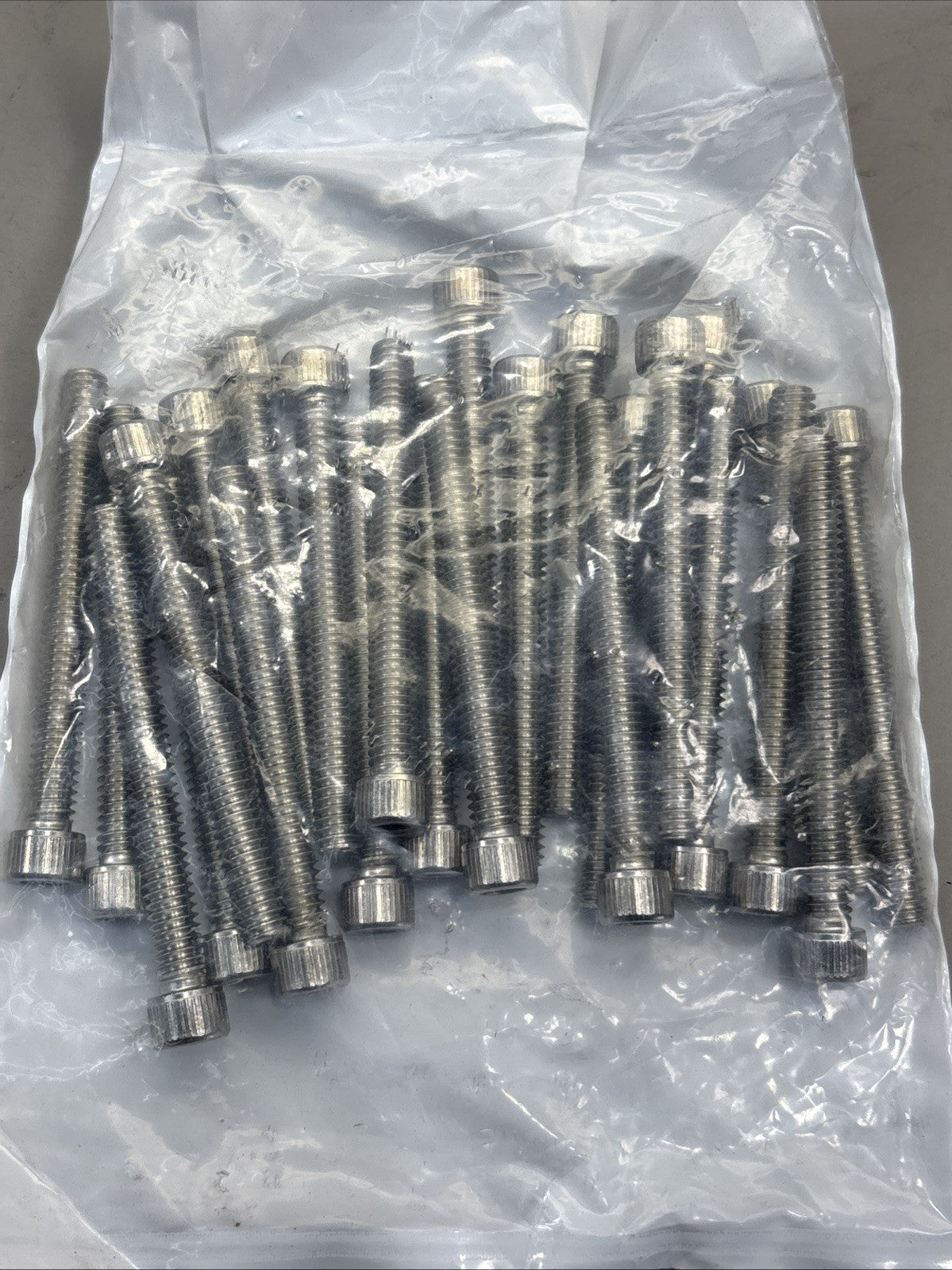 (25) 1/4-20 x 2-1/2 Stainless Steel Socket Head Cap Screw Allen Drive 18-8