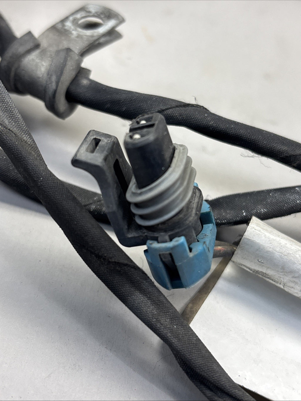 20914718 Multi Purpose Wire Cable for Volvo