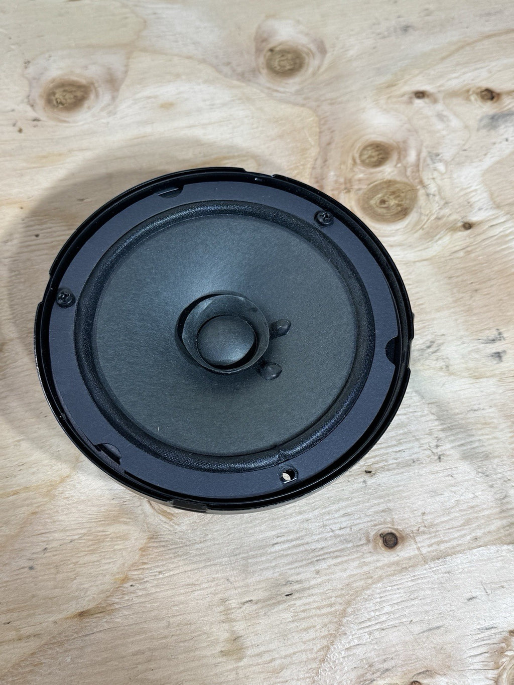 Peterbilt PP302532 Speaker