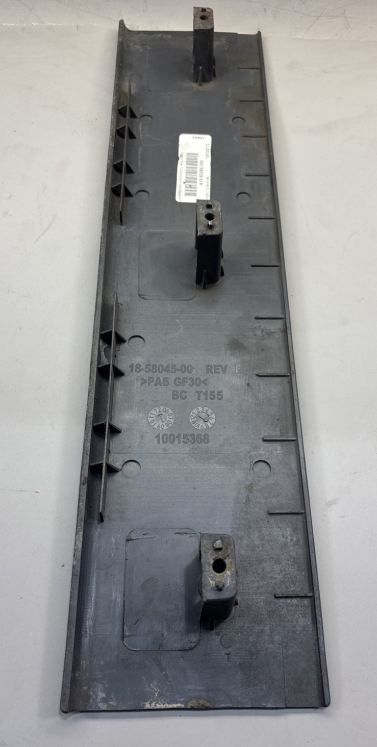 A18-53264-002 FREIGHTLINER CASCADIA DOOR SILL SCUFF PLATE COVER PANEL TRIM OEM