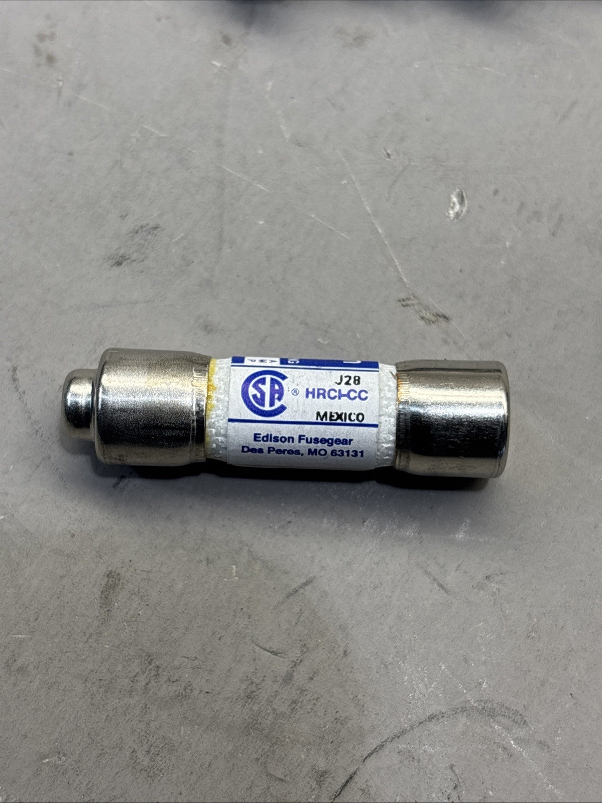 (Box of 10) Edison Fusegear 600V, 1A, CLASS CC, Time-Delay J28