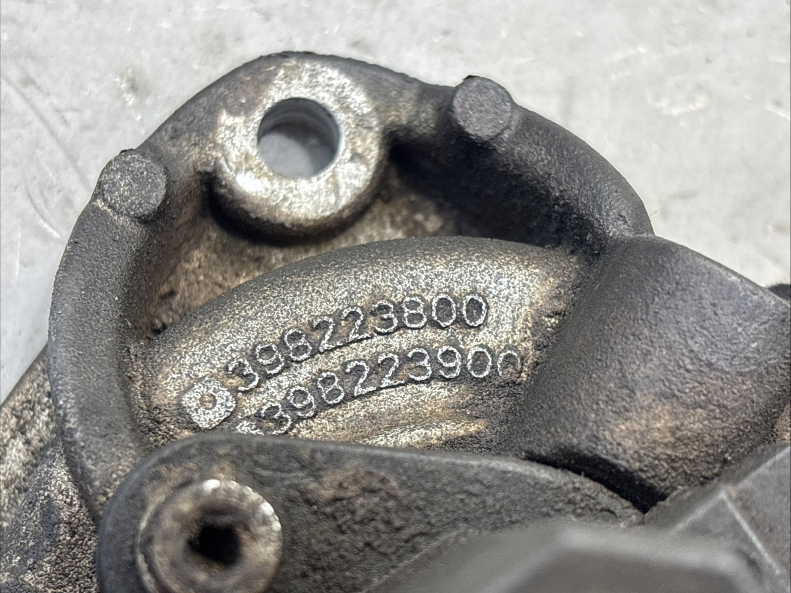 Paccar MX13 Engine FUEL LIFT PUMP HOUSING 398223800 / 1939435PE
