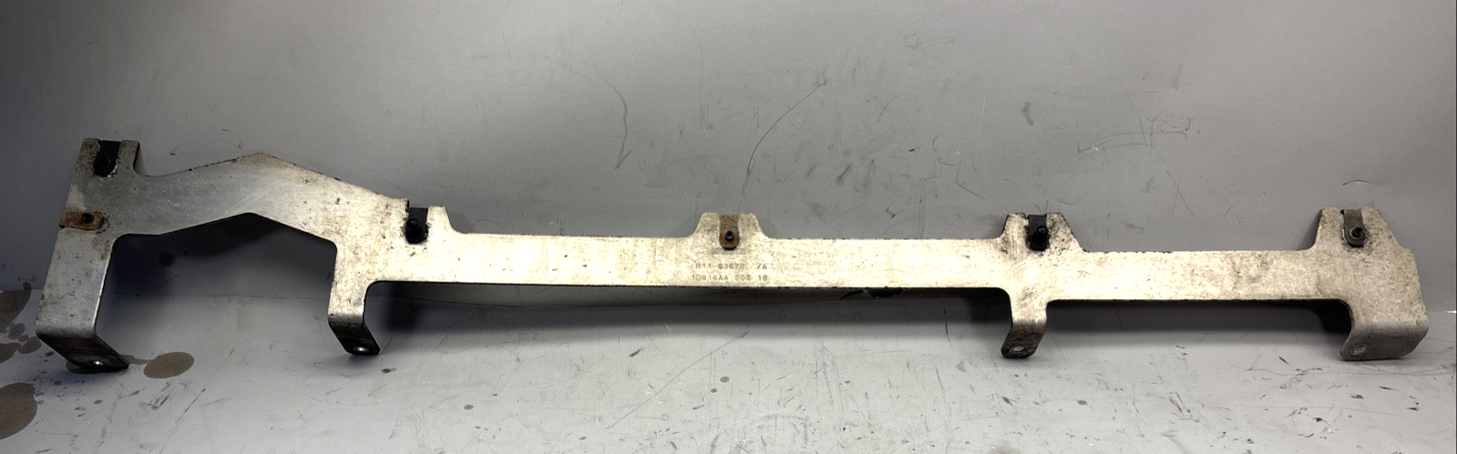 Kenworth Paccar RH Air Skirt Bracket R11-6367R From T680
