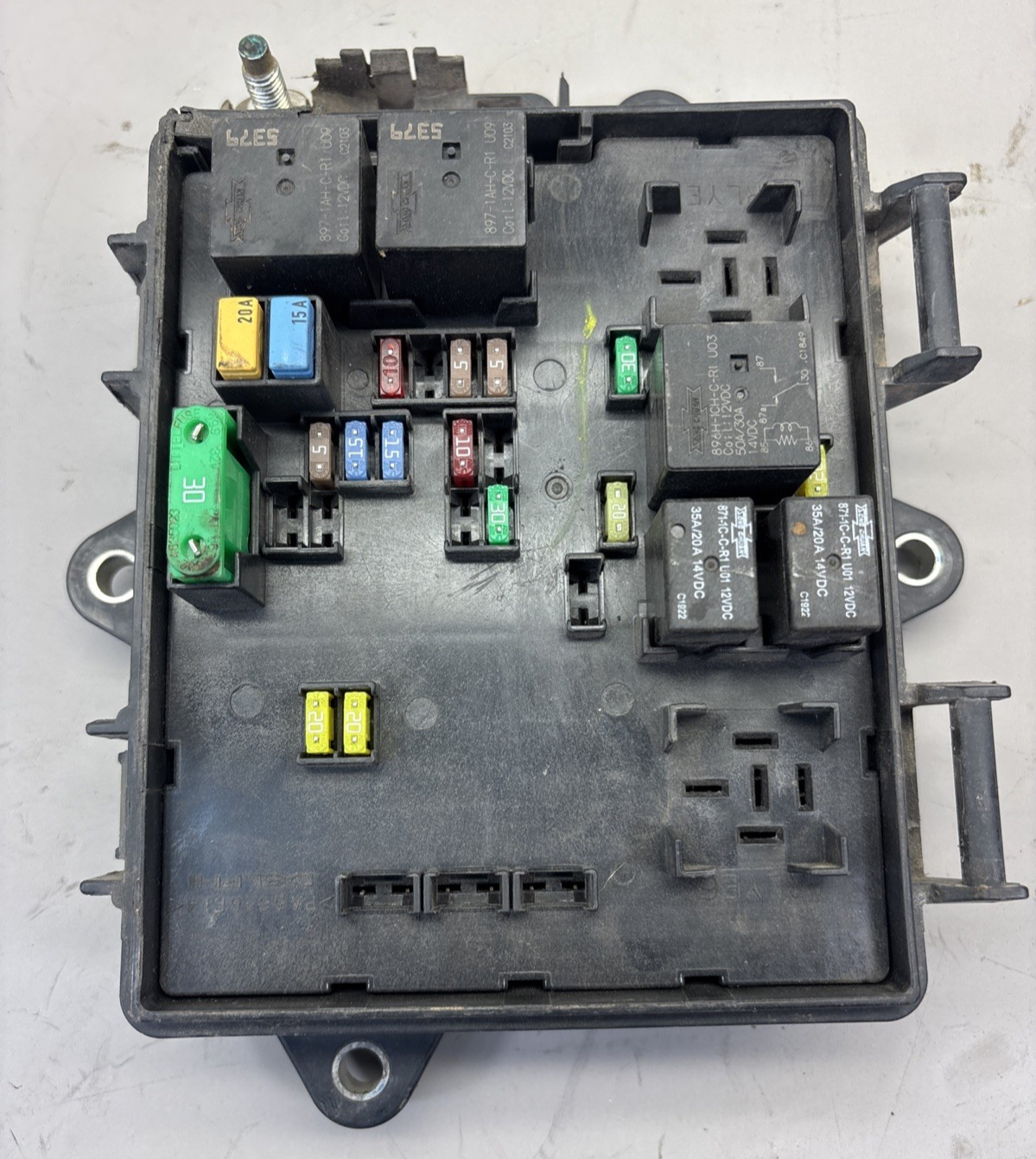 Replaces 23909810-01 VOLVO VNL FUSE BOX