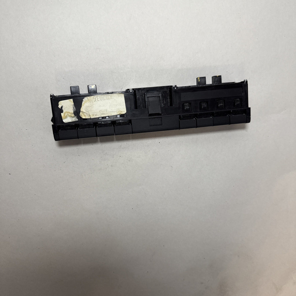 Freightliner Cascadia A06-90731-000 Primary Switch Module