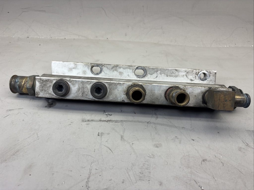 FREIGHTLINER CASCADIA 126 DD15 ENGINE MANIFOLD HEATER 05-31190-000 OEM