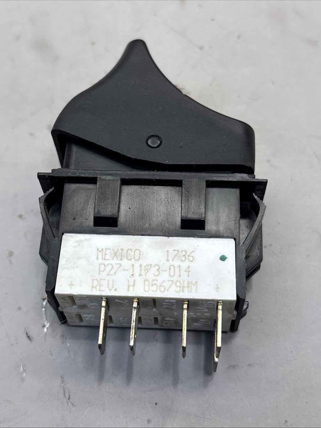 KENWORTH Sleeper Bunk Dome Light Rocker Switch P27-1173-014