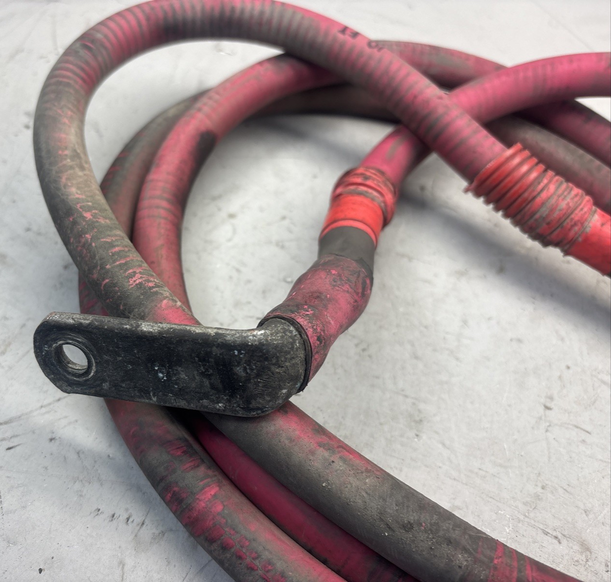 FREIGHTLINER CASCADIA 126 BATTERY POSITIVE GROUND WIRE CABLE  120 inch OEM 10ft