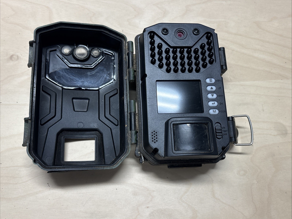 iZeeker iG200 Trail Cam NO CARD
