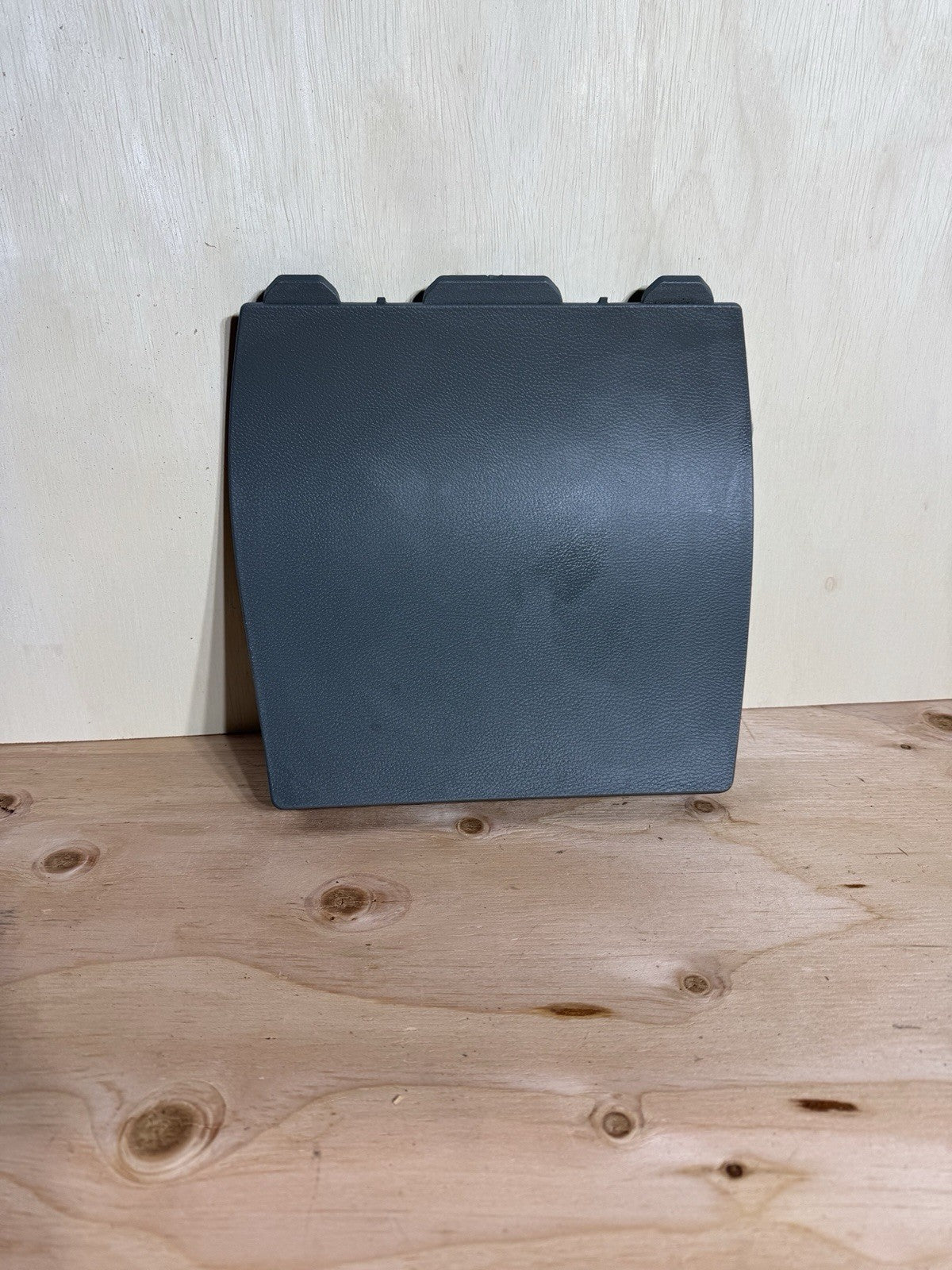 2021 Kenworth  T680  Paccar   Center Kick Panel   S60-1305-671