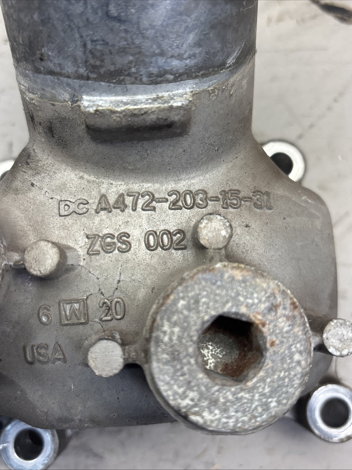 Detroit DD15 Thermostat Housing  A 472 203 15 31
